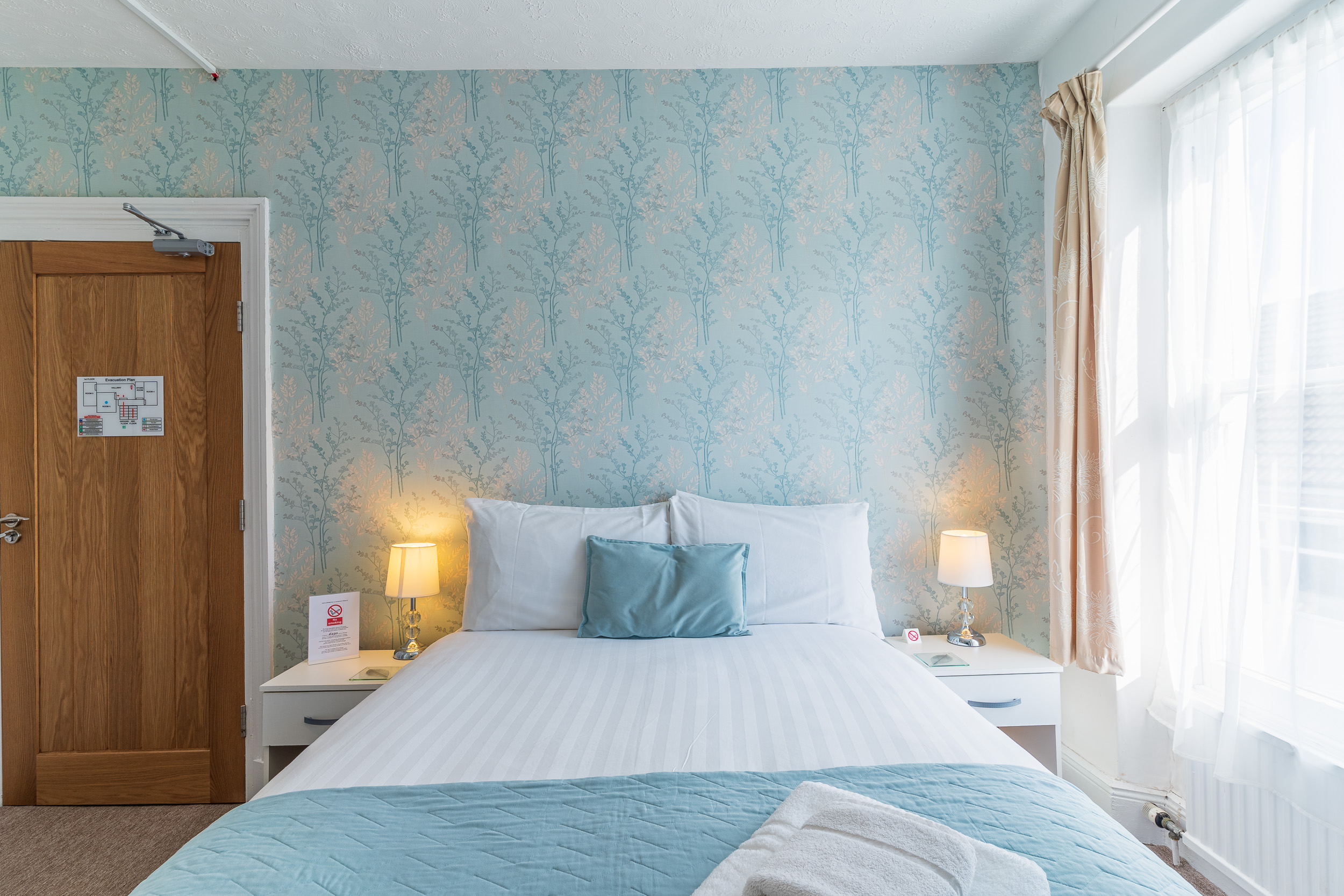 Beach Comber - Image 3 | The Highcliffe Hotel, Wales