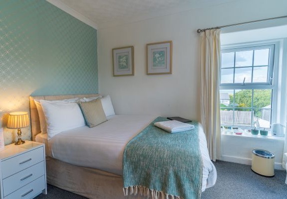 Sunset Shores - Room 1
