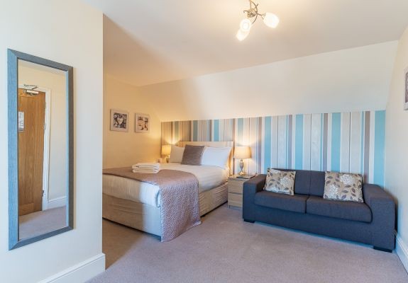 Cliff Tops - Room 7