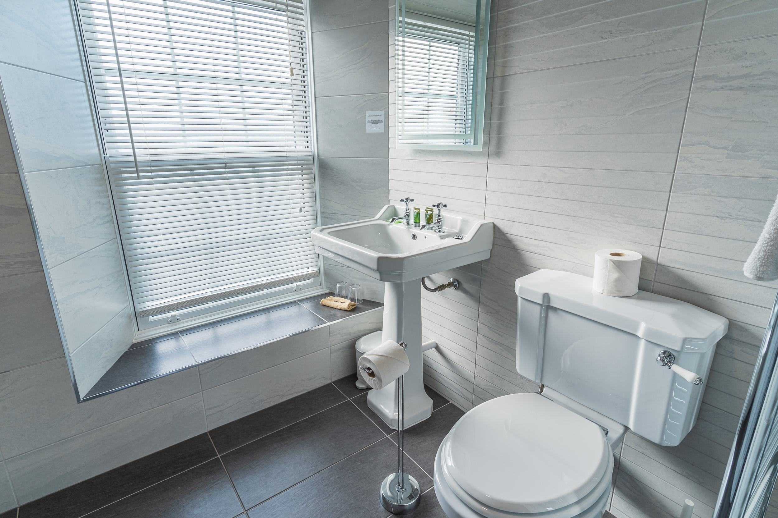 Sandy Bay- Image 7 | The Rooms at the Highcliffe, Wales